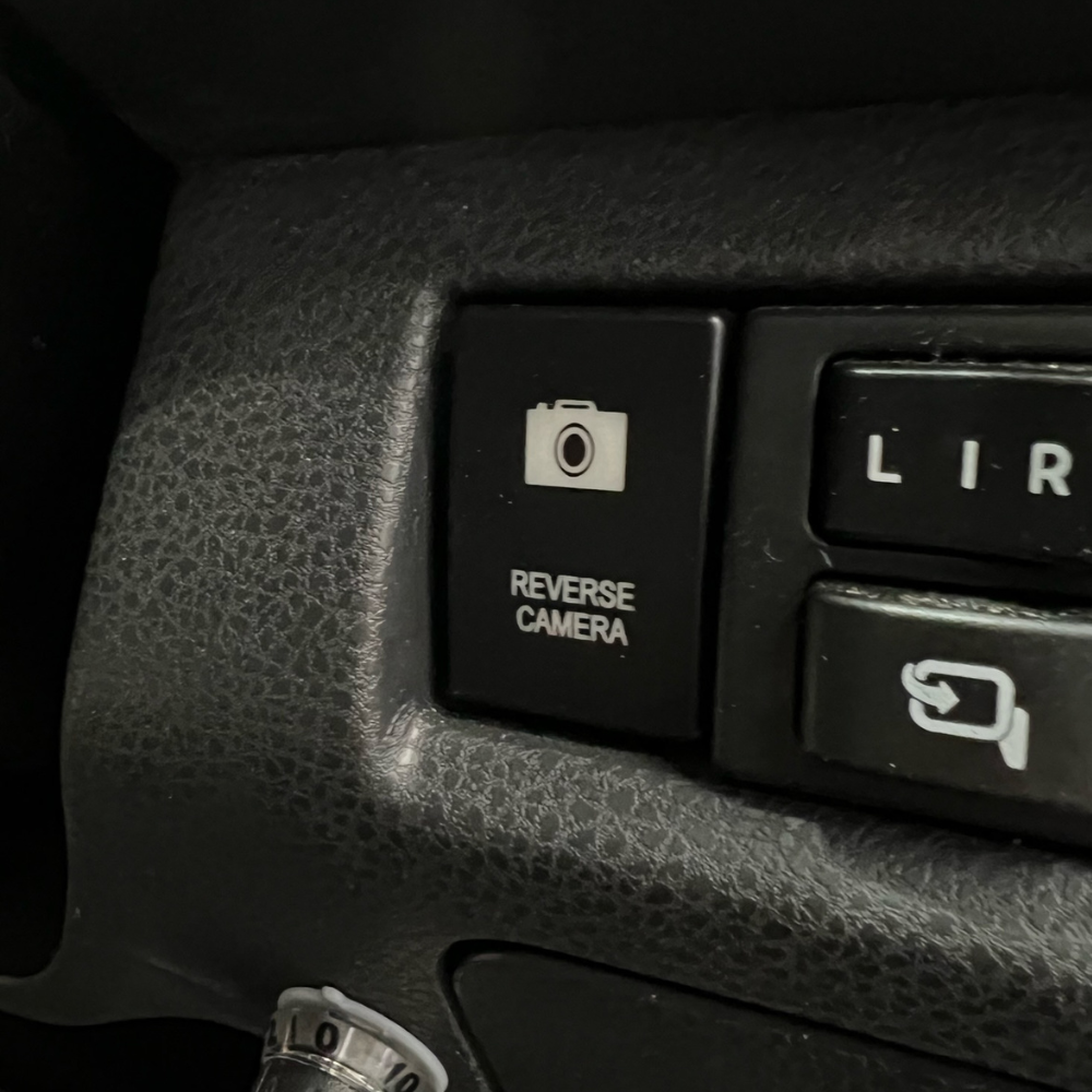 SELECTION: Reverse Camera Dash Panel Switch: Isuzu Dmax / MU-X 2012-2019